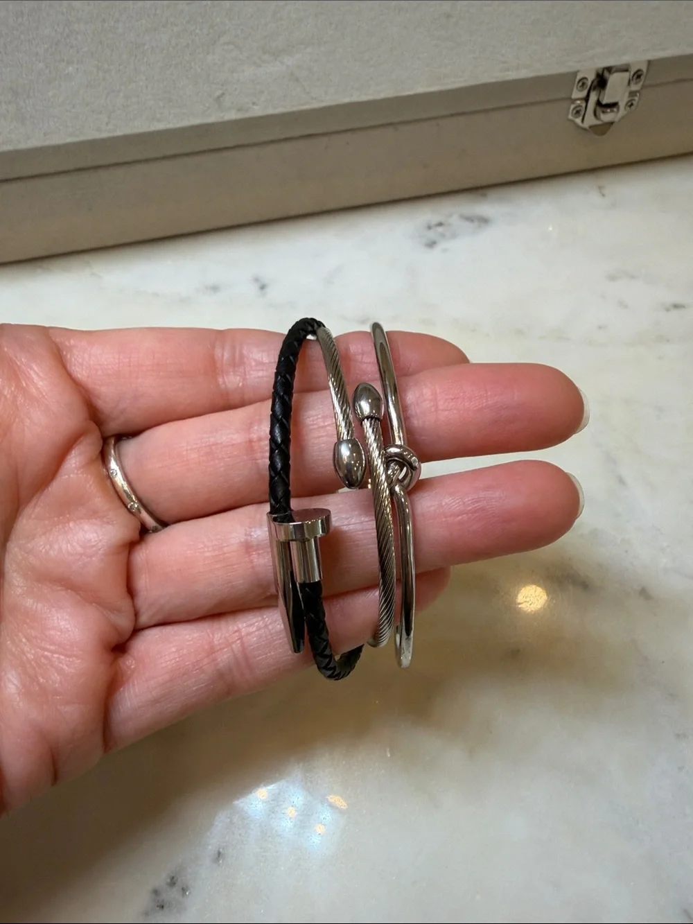Set of 3 bracelets real black leather, cable and adjustable, stainless steel.